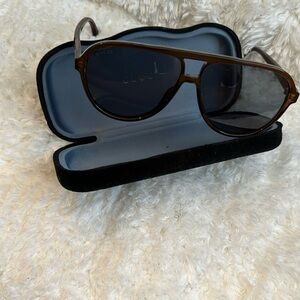 Gucci sun glasses